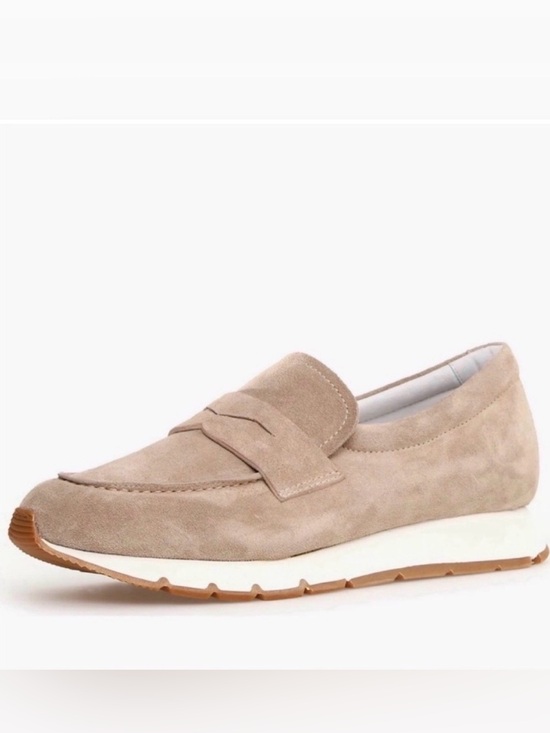 Voile Blanche Shoes - NWT VOILE BLANCHE Julia Hybrid Loafer Sneaker in Light Beige